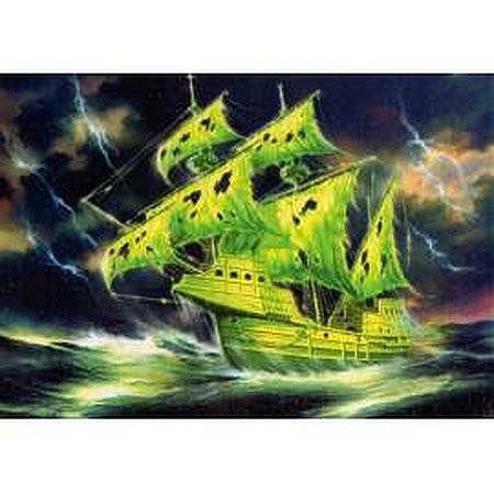 Zvezda Flying Dutchman [Ghost Ship] kísértethajó 1:100 | KP HRAČKA